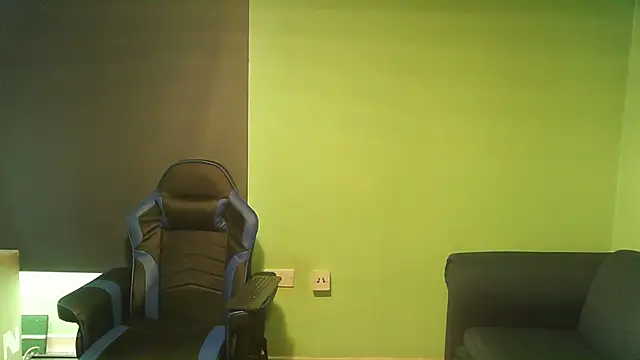 sexyass72 online show from October 18, 1:01 pm