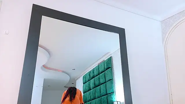 Elektradoll1 online show from June 3, 11:57 am