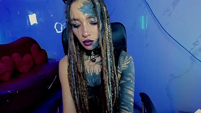 Snapshot of Lucy_Doll8 chatting on July 17, 2:51 am Lucy Doll8 online show from July 17, 2:51 am