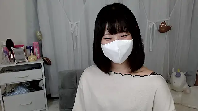 mii  tan online show from May 10, 1:11 am
