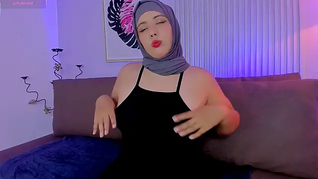 Snapshot of adalet__ chatting on July 12, 5:42 am adalet online show from July 12, 5:42 am