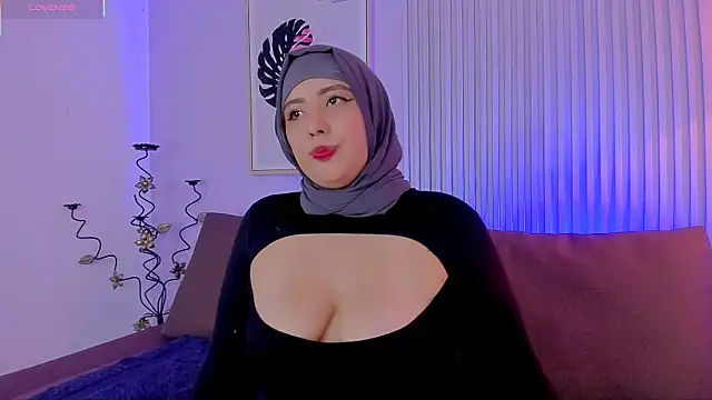 Snapshot of adalet__ chatting on July 15, 4:29 am adalet online show from July 15, 4:29 am