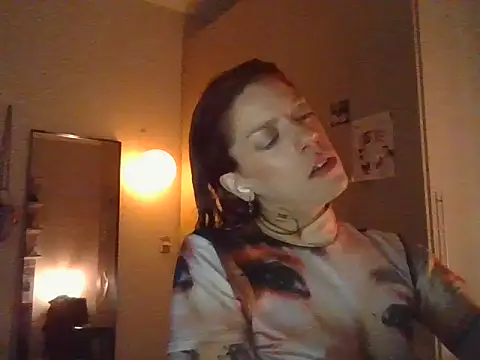 Snapshot of plsmecha chatting on July 31, 2:33 am plsmecha online show from July 31, 2:33 am