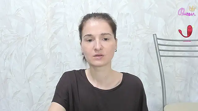 Snapshot of KetrinaEll chatting on May 12, 5:04 am KetrinaEll online show from May 12, 5:04 am