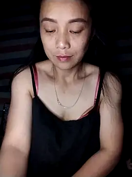 Snapshot of Onie116 chatting on May 3, 1:17 pm Onie116 online show from May 3, 1:17 pm