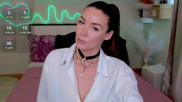 MicheleSantiago online show from June 24, 8:24 am
