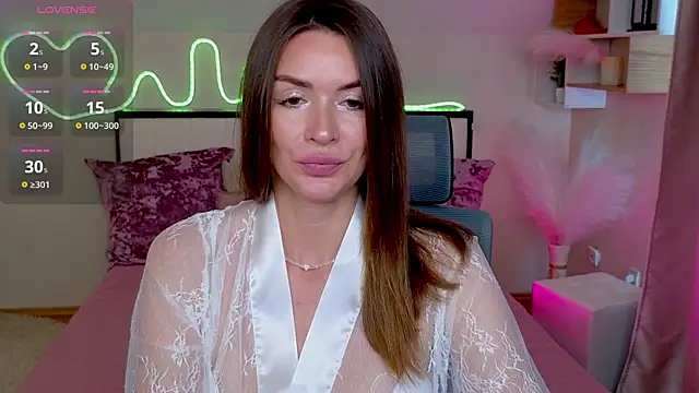 MicheleSantiago online show from July 17, 7:37 am