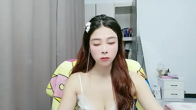 xiaoxiaohong030 online show from June 14, 2:30 pm