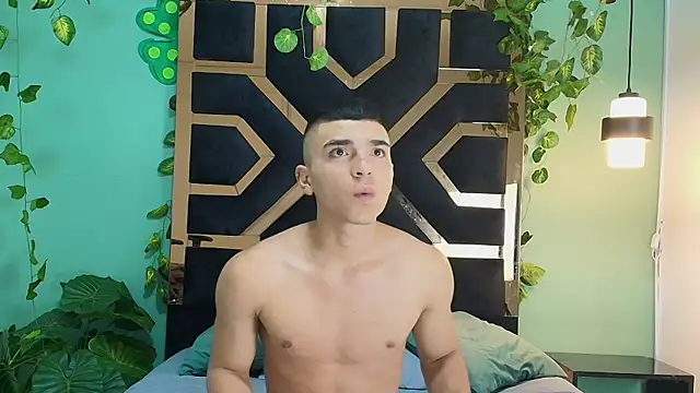 Snapshot of ELGRAN_JEFE chatting on May 29, 6:17 pm ELGRAN JEFE online show from May 29, 6:17 pm