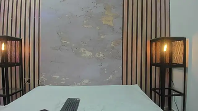 AxelAndCloe online show from July 17, 4:52 am