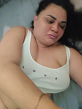 -CUTE-EVVIL- online show from July 10, 8:07 am