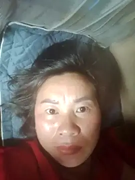 Snapshot of Lella_01 chatting on May 31, 10:22 pm Lella 01 online show from May 31, 10:22 pm
