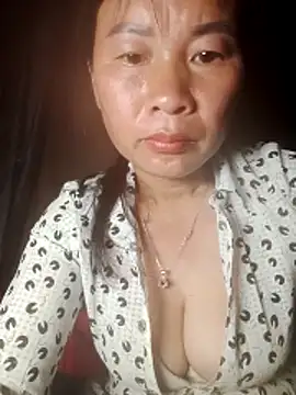 Lella 01 online show from June 18, 1:28 am