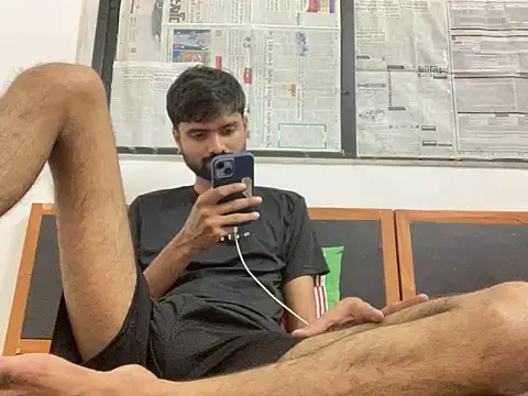 Snapshot of BBCHORNEYDADDY chatting on May 3, 4:24 pm BBCHORNEYDADDY online show from May 3, 4:24 pm