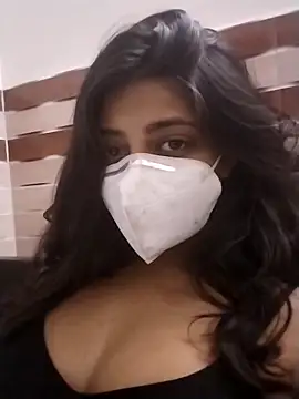 NAUGHTY-RASHI online show from May 11, 7:14 am