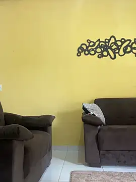 bella044 online show from April 25, 4:15 pm