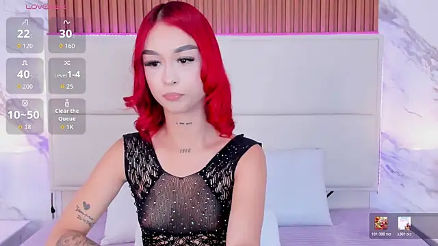 Snapshot of _bella_rossee_ chatting on June 18, 9:14 am bella rossee online show from June 18, 9:14 am
