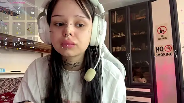 Willow Jess online show from May 14, 10:00 am