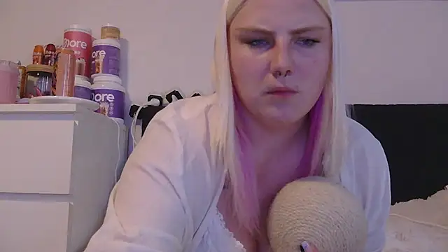 Snapshot of josi-420 chatting on July 7, 7:07 pm josi-420 online show from July 7, 7:07 pm