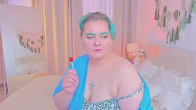 Amelia Skyee online show from May 2, 3:39 pm