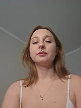 Snapshot of ooopsitscandy chatting on June 1, 3:03 pm ooopsitscandy online show from June 1, 3:03 pm