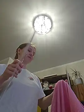 ooopsitscandy online show from June 15, 4:42 pm