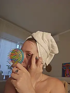 ooopsitscandy online show from July 19, 4:11 pm