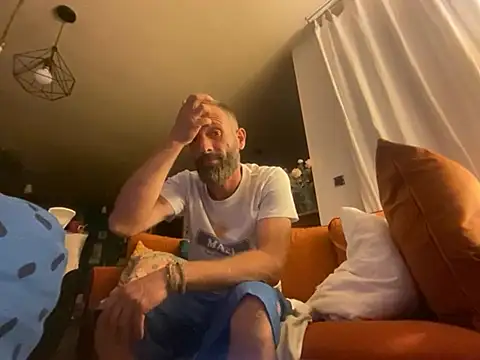 thefrenchi09 online show from July 17, 11:42 pm