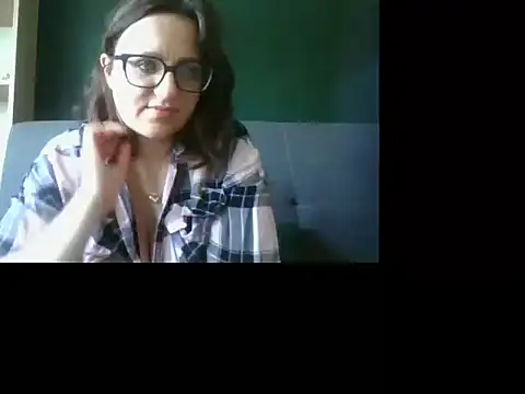 Snapshot of sensual_paris chatting on June 9, 5:19 am sensual paris online show from June 9, 5:19 am