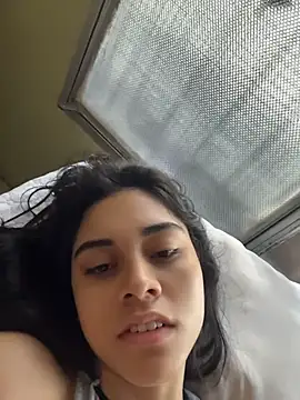 Snapshot of mia_moonna chatting on May 4, 11:39 am mia moonna online show from May 4, 11:39 am