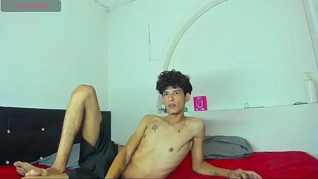 liammendoza98 online show from April 29, 11:03 am