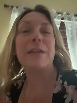 bigtitslivetofuck online show from March 19, 3:29 pm