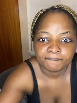 Snapshot of Sexyagelicxx chatting on May 6, 1:36 am Sexyagelicxx online show from May 6, 1:36 am