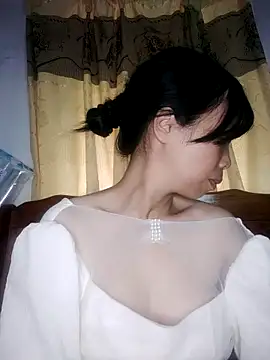 Snapshot of liulian2026 chatting on April 28, 12:20 am liulian2026 online show from April 28, 12:20 am