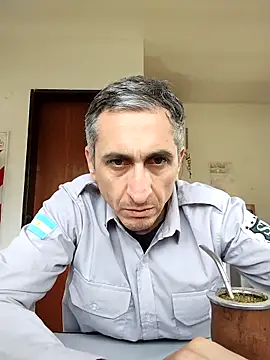 Alejandro83bsf online show from May 3, 1:39 pm