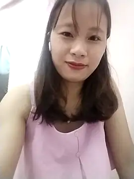 Snapshot of -Natina- chatting on April 29, 12:27 am -Natina- online show from April 29, 12:27 am
