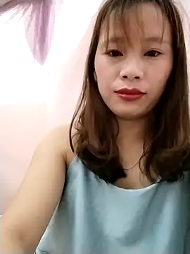 Snapshot of -Natina- chatting on May 1, 12:15 am -Natina- online show from May 1, 12:15 am