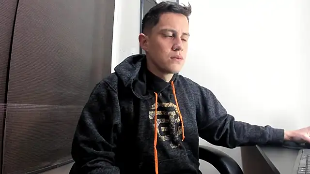 KendricTorres online show from May 21, 12:56 pm