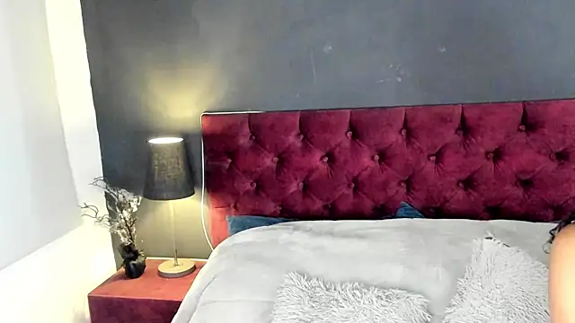 Snapshot of ZiaNoir_ chatting on June 24, 5:12 pm ZiaNoir online show from June 24, 5:12 pm