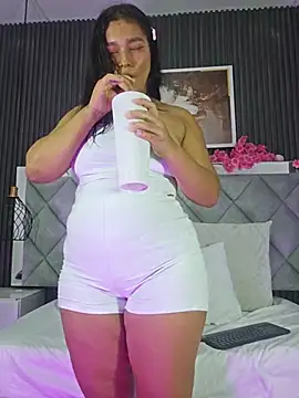Snapshot of Sara_Chanel_ chatting on May 28, 4:21 am Sara Chanel online show from May 28, 4:21 am