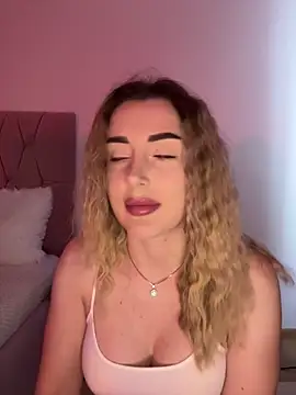 IrisDesiree online show from May 7, 11:37 am