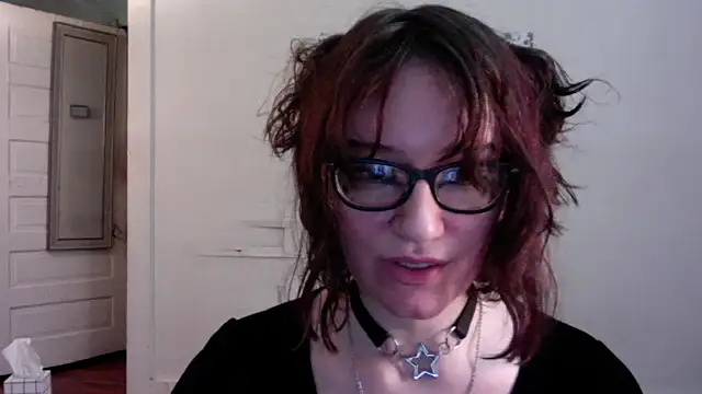 AnnywnBelle online show from May 1, 10:03 pm