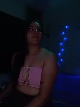 Dulce-Maria69 online show from April 29, 3:54 am