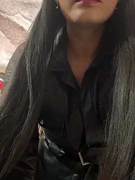 IsabellaMariet online show from July 13, 2:53 pm