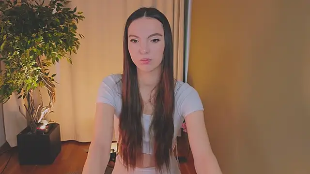 Alice-Lidel online show from April 29, 5:33 am