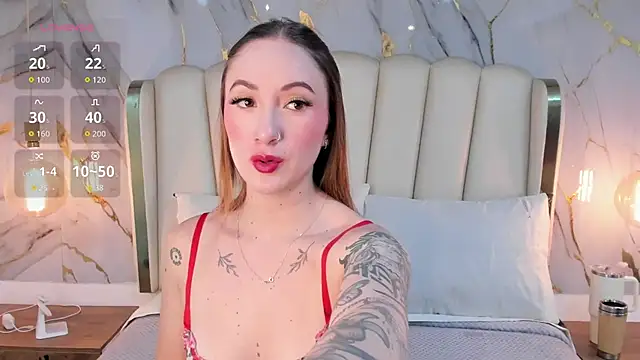 Snapshot of Hannah_Lane chatting on June 12, 12:04 pm Hannah Lane online show from June 12, 12:04 pm