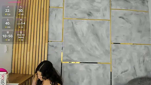 Snapshot of LilithBloom7 chatting on May 28, 5:27 am LilithBloom7 online show from May 28, 5:27 am