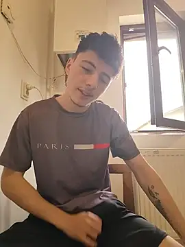 denysio89 online show from June 3, 5:54 am