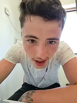 denysio89 online show from June 10, 9:19 am
