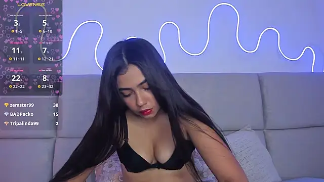 Yiiraaa1 online show from May 11, 4:04 pm
